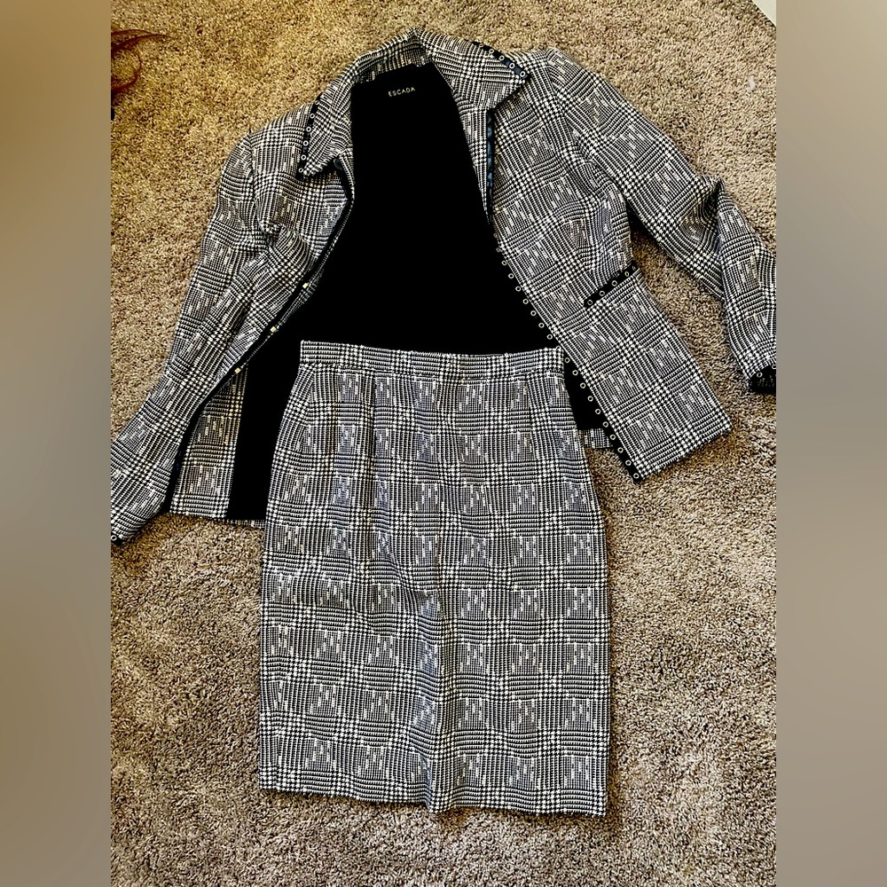Vintage Escada pencil skirt and jacket suit